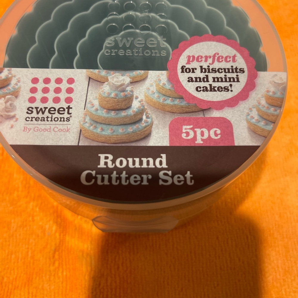 Round Cutter Set - 5pc - Picture 3 of 3